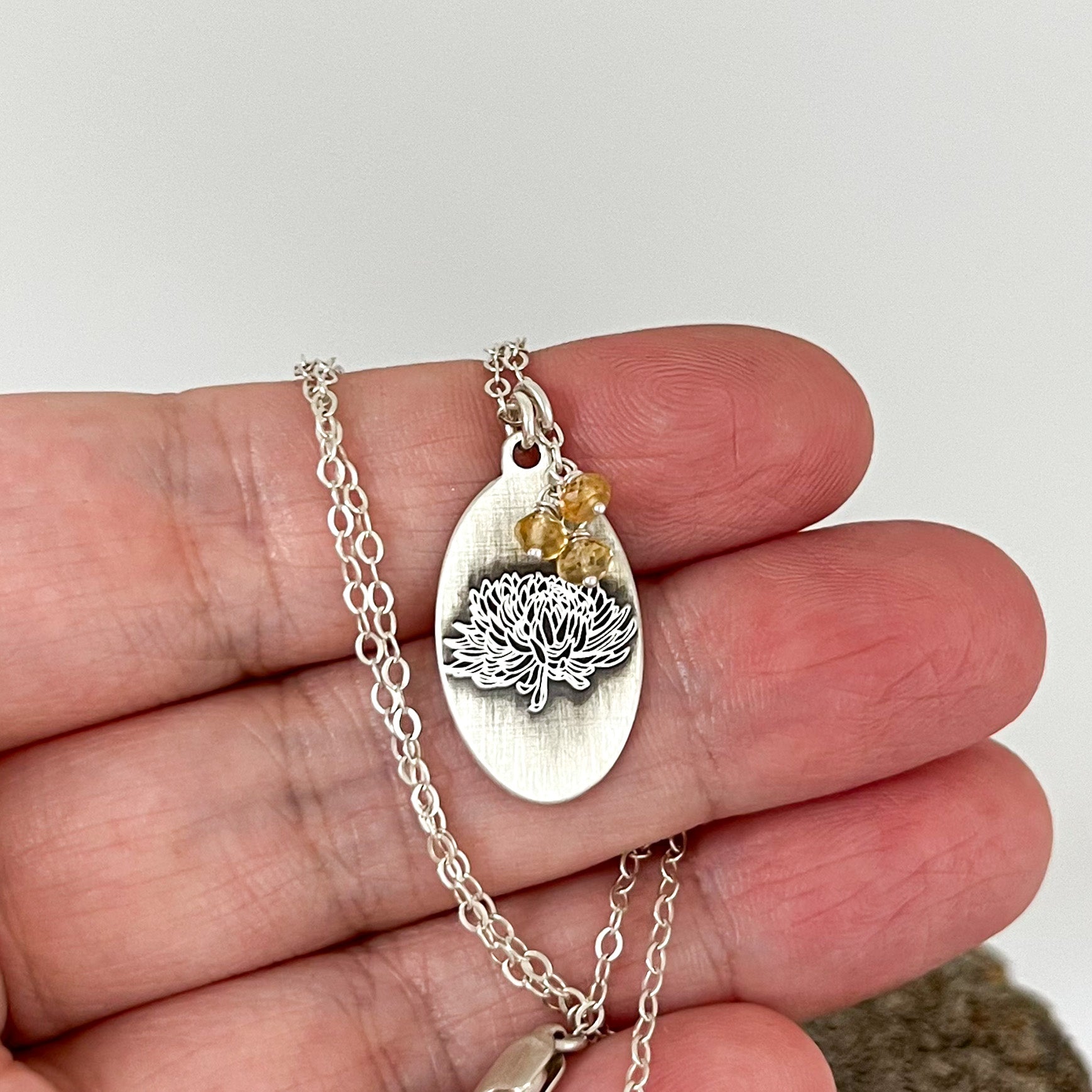 Chrysanthemum Necklace (November)